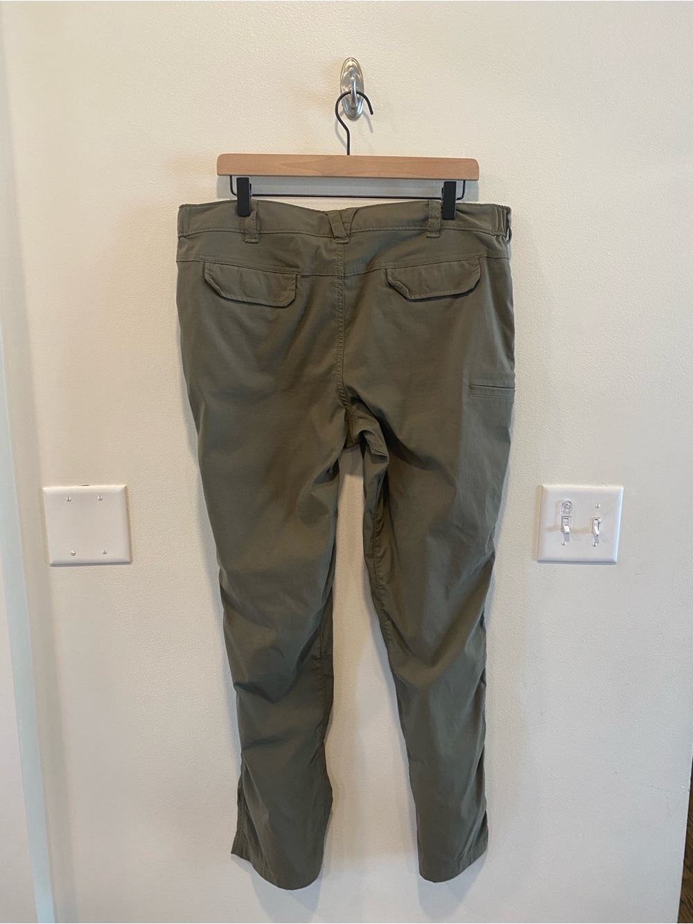 Duluth trading Co womens dry on the fly pants size 14 x 31 olive green outdoors - Picture 4 of 8